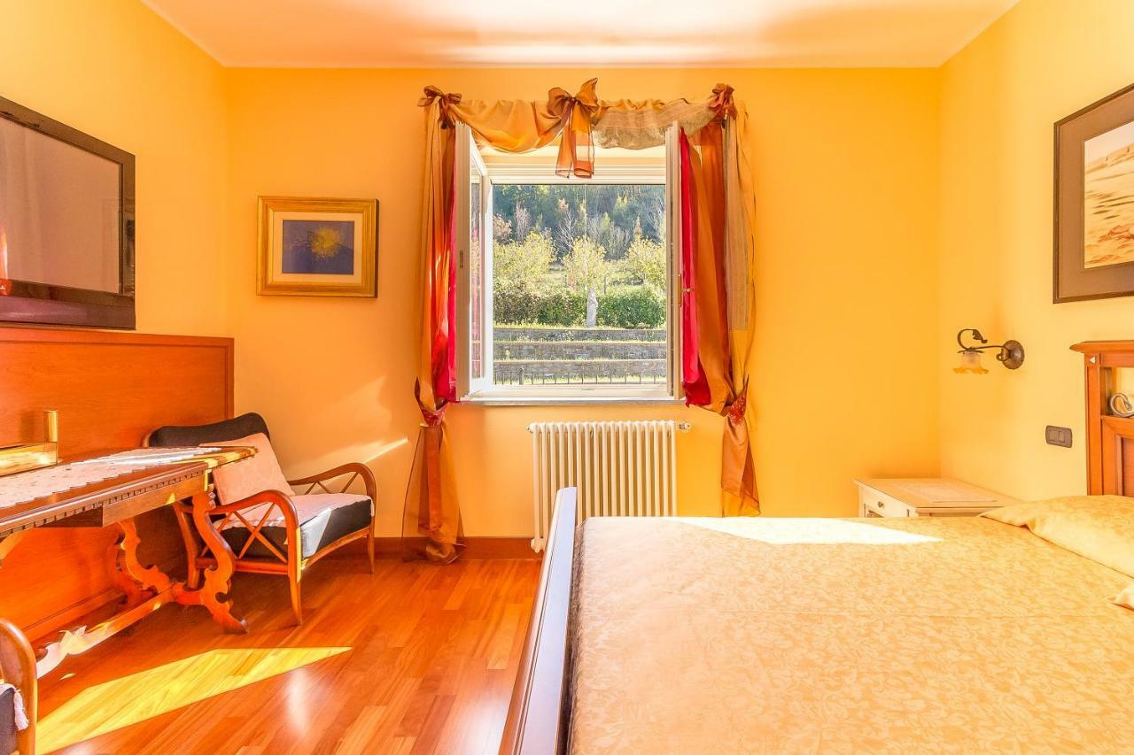 Tenuta Pian D'Attesio - Agriturismo Castelletto Soprano Ngoại thất bức ảnh