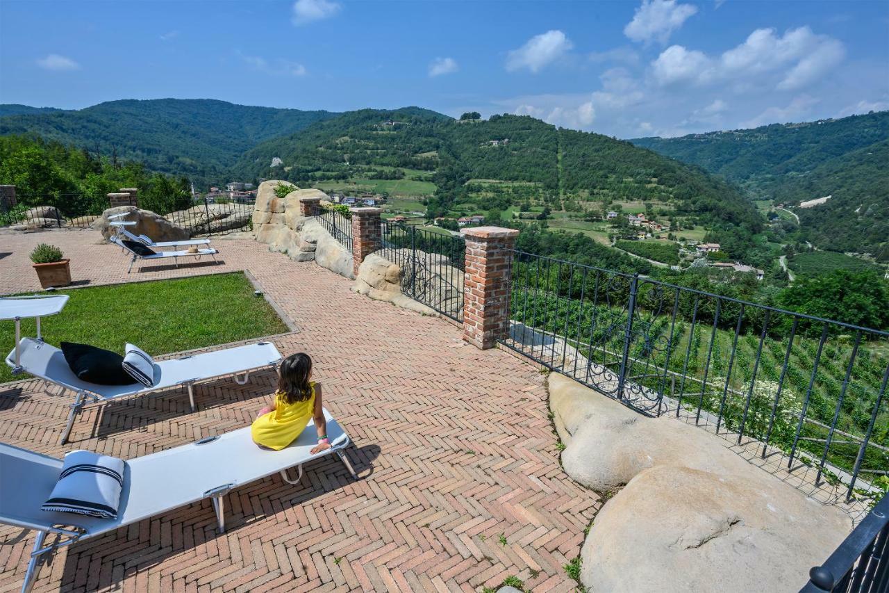 Tenuta Pian D'Attesio - Agriturismo Castelletto Soprano Ngoại thất bức ảnh