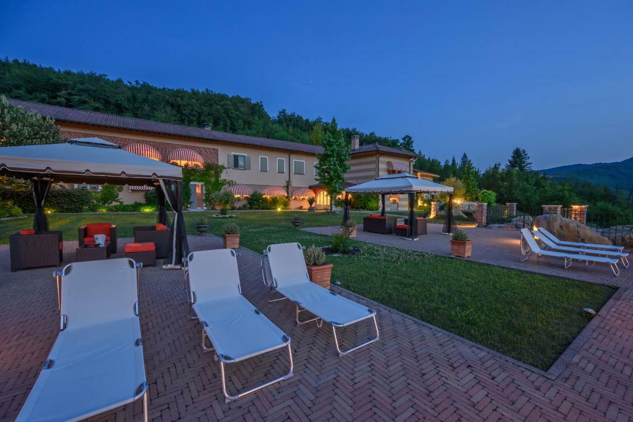 Tenuta Pian D'Attesio - Agriturismo Castelletto Soprano Ngoại thất bức ảnh